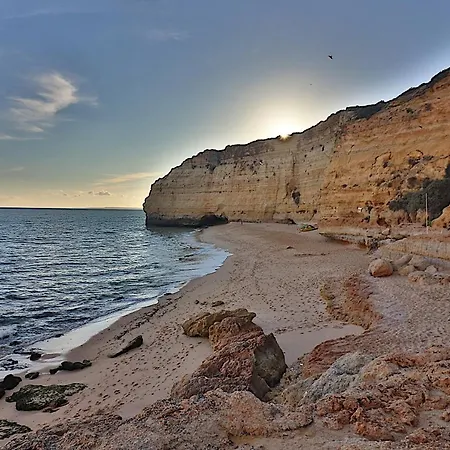 Cozy Carvoeiro W/ Sea View & Private Access To Beach Lagoa (Algarve)